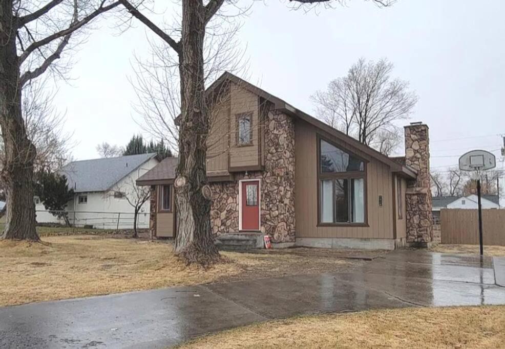 Cozy Cabin In The City Plus Gym Winnemucca Exterior foto